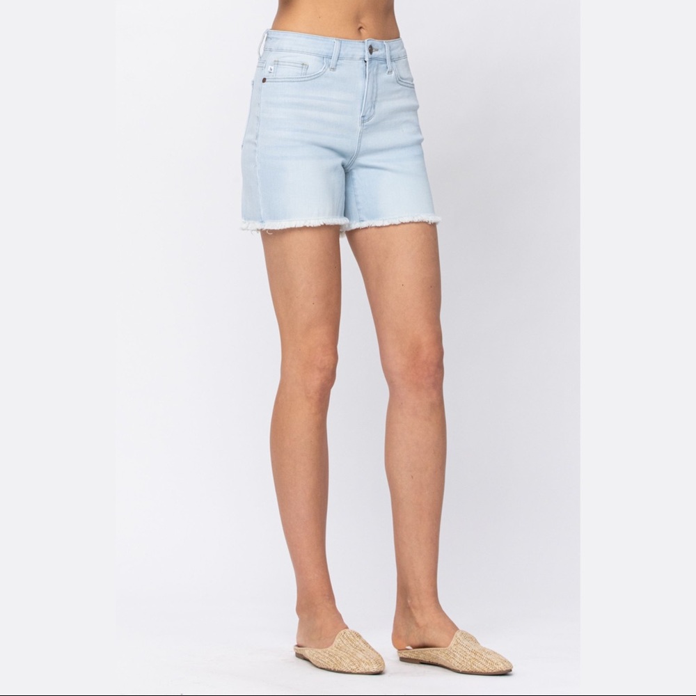 Last 1! Judy blue high waist bleached shorts! XL - Picture 6 of 15